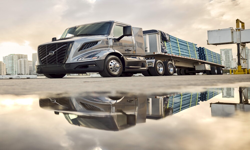 Volvo Trucks new VNR USA