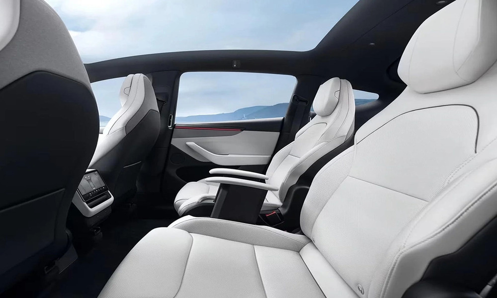 Tesla model-y-l